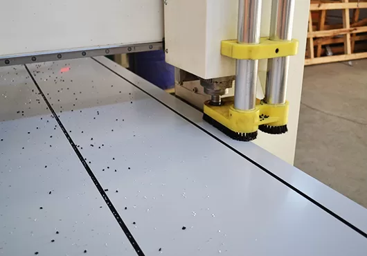 Alüminyum Kompozit Panel İmalatı 3 (Derz Açma)